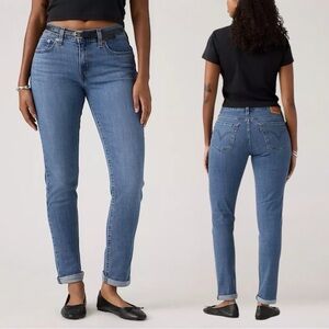 ‼️HOST PICK‼️LEVI’S Women’s Boyfriend Mid-Rise Jeans, Size 32